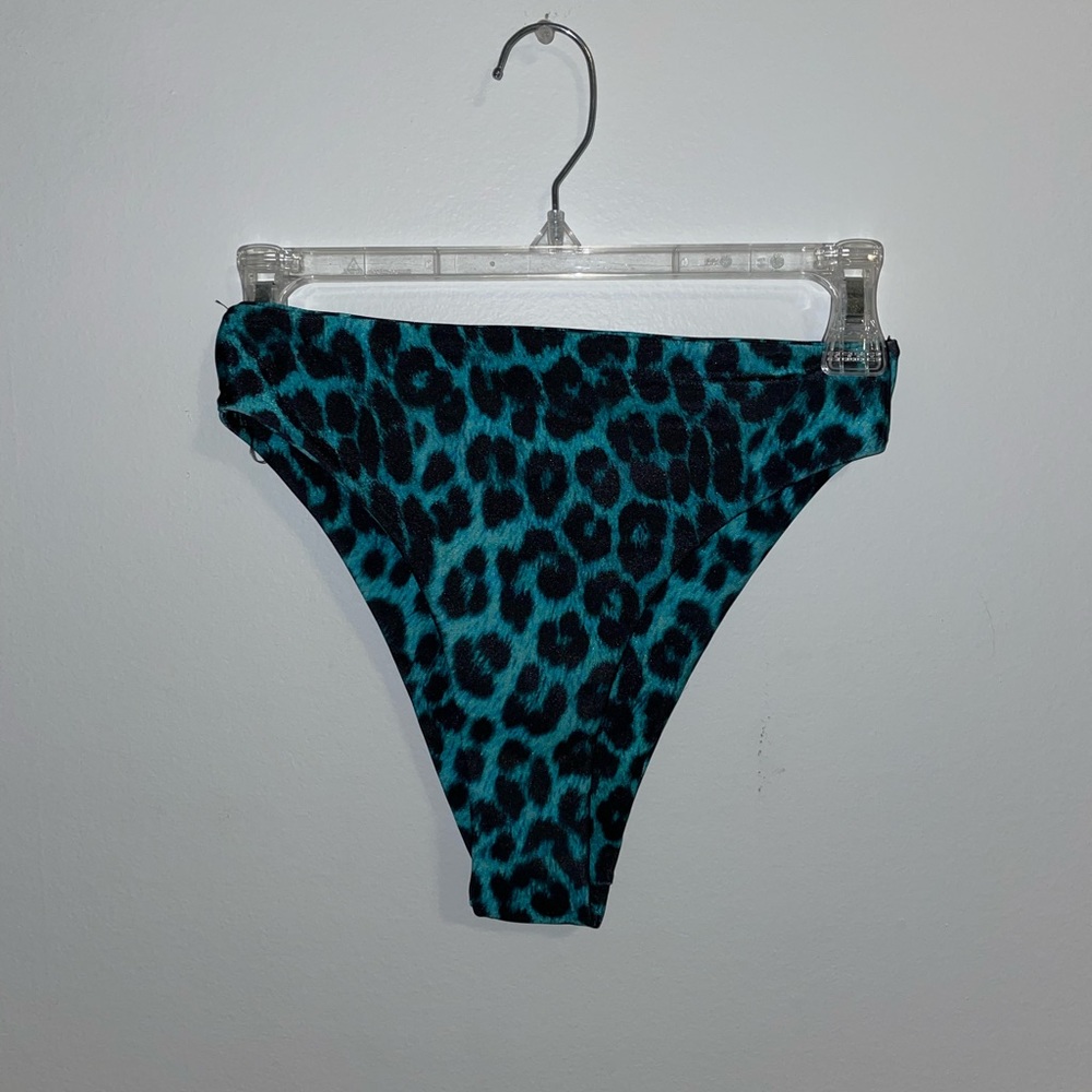 High waisted bikini bottoms